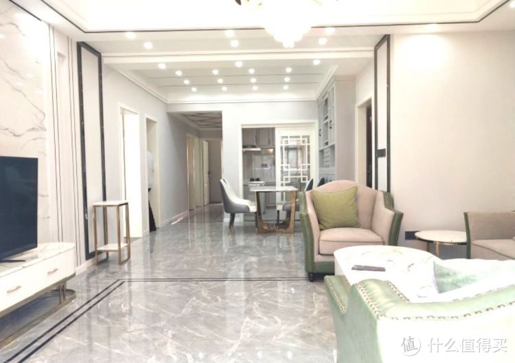 119㎡現(xiàn)代簡約三居室，20萬全包給熟人裝修，還沒開始入住先曬曬