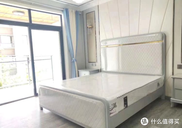 119㎡現(xiàn)代簡約三居室，20萬全包給熟人裝修，還沒開始入住先曬曬