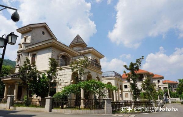 龍崗愛(ài)聯(lián)蒲排舊改項(xiàng)目_百聯(lián)又一城電影院排片表_聯(lián)排別墅裝修