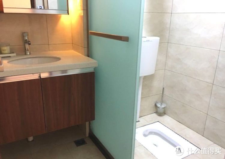 ?買低樓層82㎡新房，花25萬裝修，主要就為了這100㎡豪華大露臺