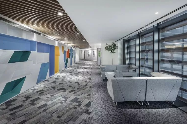 辦公室裝修哪個(gè)公司好？本地人必看