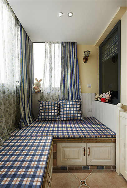 陽臺榻榻米效果圖，陽臺榻榻米布局