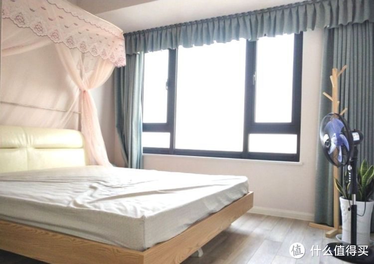 剛完工的新房，硬裝15萬(wàn)設(shè)計(jì)成現(xiàn)代簡(jiǎn)約風(fēng)格，看一眼都是享受