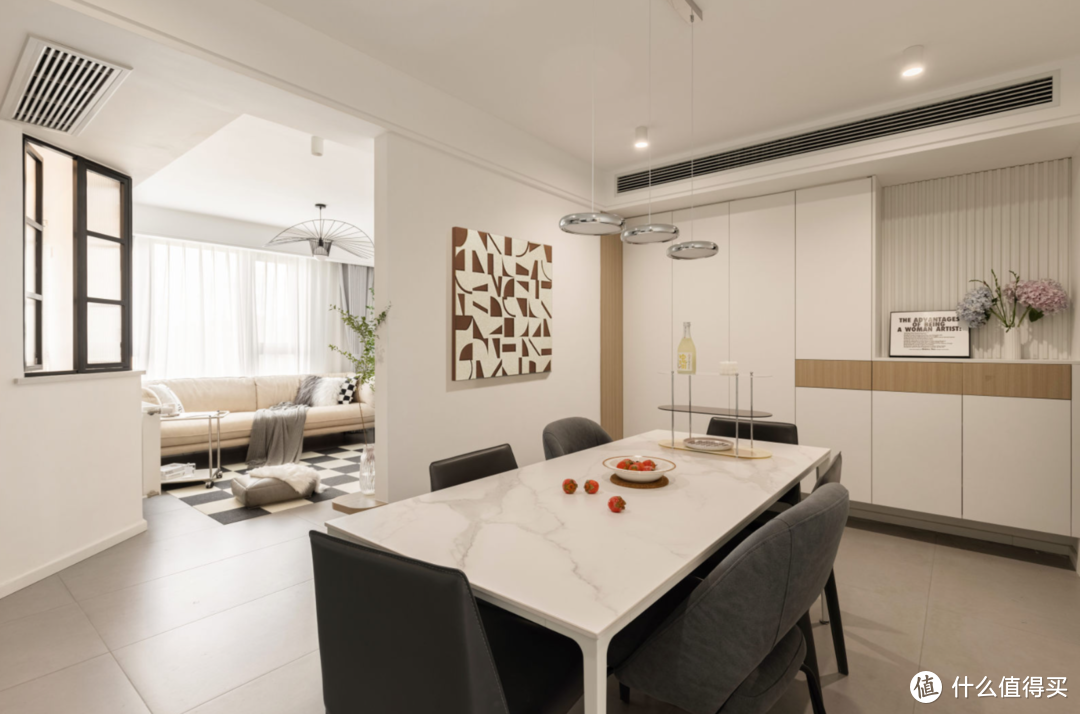 兩室改三室，單衛(wèi)改雙衛(wèi)，她家布局，說是“神設(shè)計(jì)”都不為過