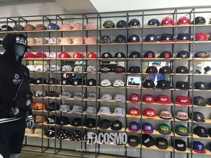 烘培店裝修cad圖_內衣店裝修圖_圖滿多裝修效果圖童裝店