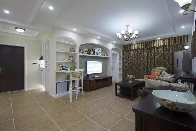 120平新房，忙活半年，終于裝修完畢，電視墻太個(gè)性漂亮！