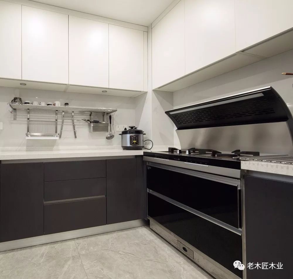 實木家具裝修效果圖_裝修家具買實木白胚_(dá)雙葉家具實木沙發(fā)墊