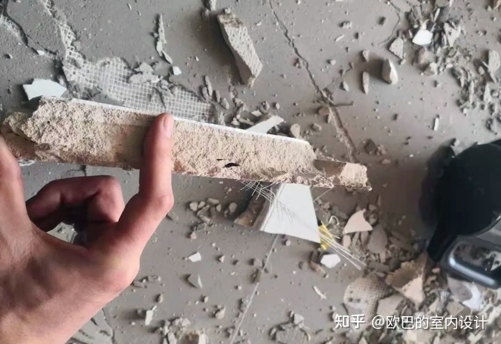 客廳吊頂裝修效果圖_現(xiàn)代簡(jiǎn)約客廳吊頂效果_客廳吊頂裝修效果圖片