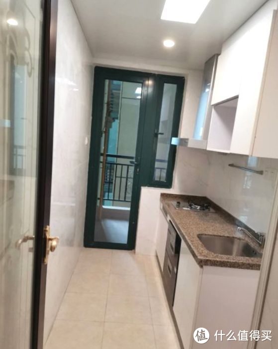 首付10萬入手的單身公寓，51㎡一室一廳恒大精裝房，月供1200元