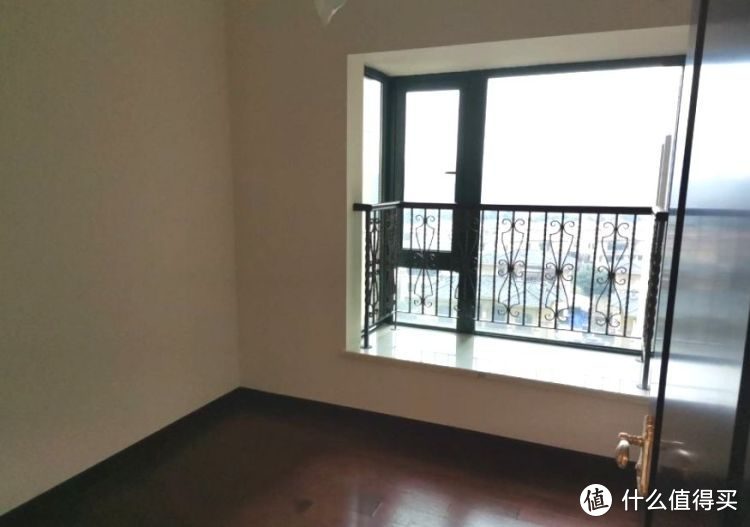 首付10萬入手的單身公寓，51㎡一室一廳恒大精裝房，月供1200元