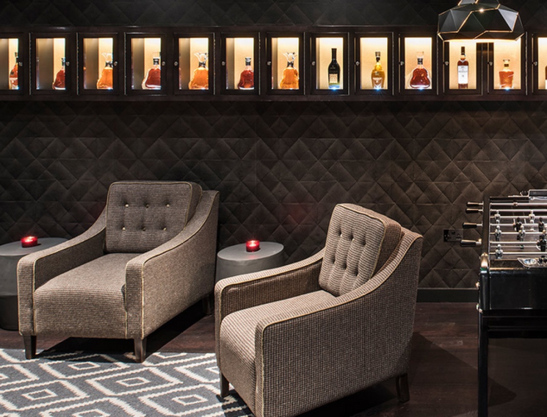 鹽城市市政府辦公室副秘書長(zhǎng)_北京辦公室裝修設(shè)計(jì)_辦公場(chǎng)所裝修專業(yè)寫字樓裝修