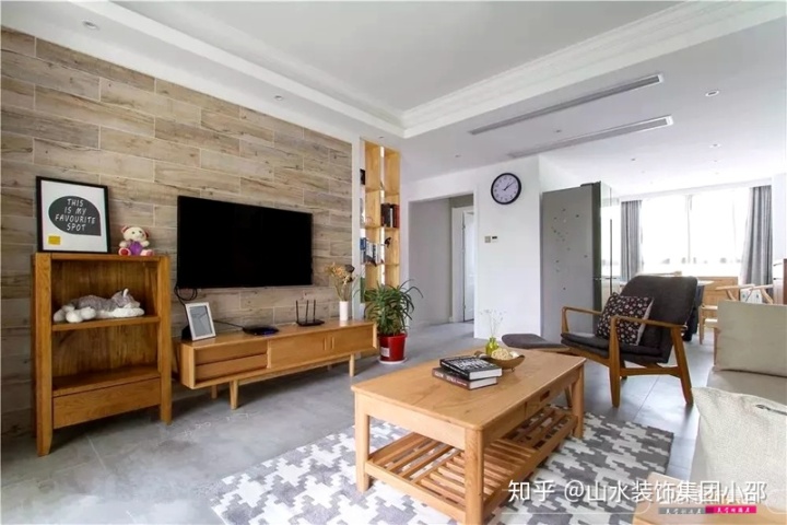 正流行！電視墻這樣裝，讓你家顏值與實(shí)用性+100倍！