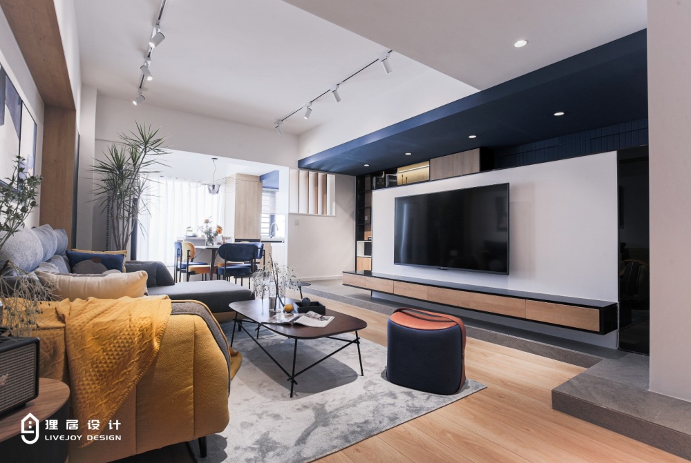 客廳窗簾裝修效果圖藝術(shù)畫、建筑學(xué)…跨界思維改造缺現(xiàn)代簡約客廳設(shè)計圖片賞析