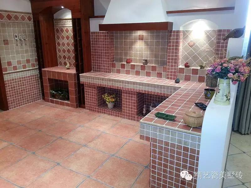 藍珀瓷磚仿古瓷磚_衛(wèi)生間藍色仿古瓷磚裝修效果圖_仿古瓷磚裝修效果圖