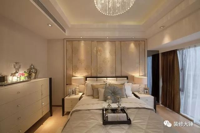 女生臥室裝修效果圖_臥室陽臺(tái)裝修效果圖片_臥室裝修效果