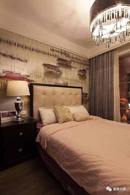 臥室陽臺(tái)裝修效果圖片_臥室裝修效果_女生臥室裝修效果圖