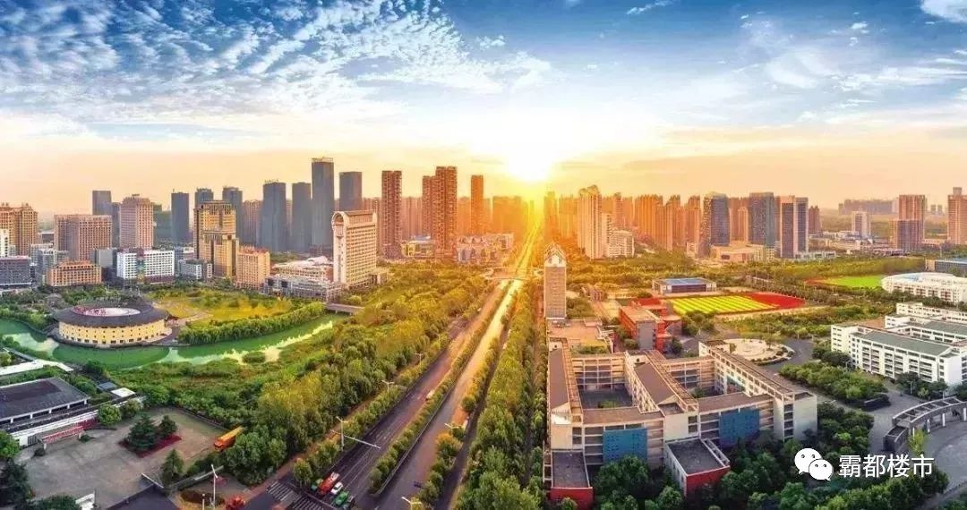 上千組客戶搶買，高新這盤火了！裝修新品馬上開盤！低首付、雙學(xué)區(qū)